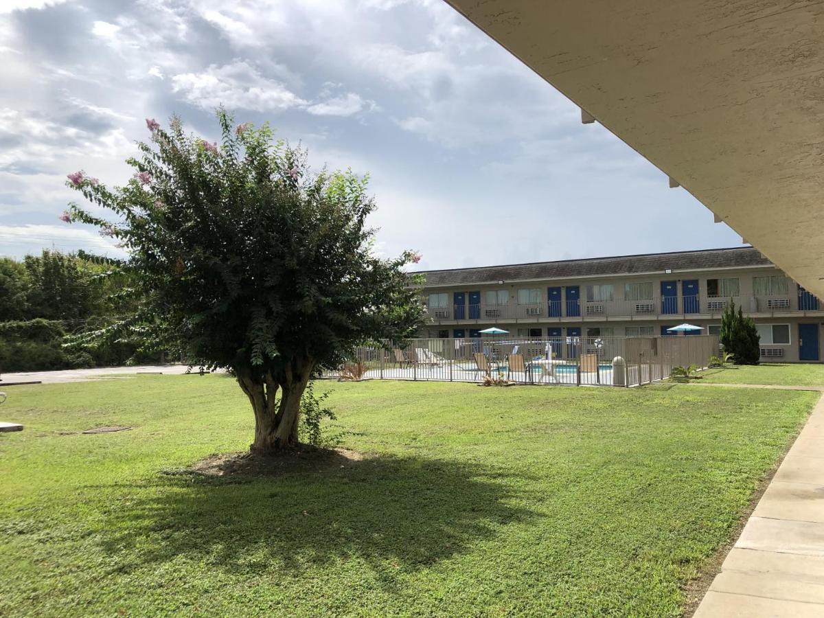 6克鲁特汽车旅馆 Clute 外观 照片